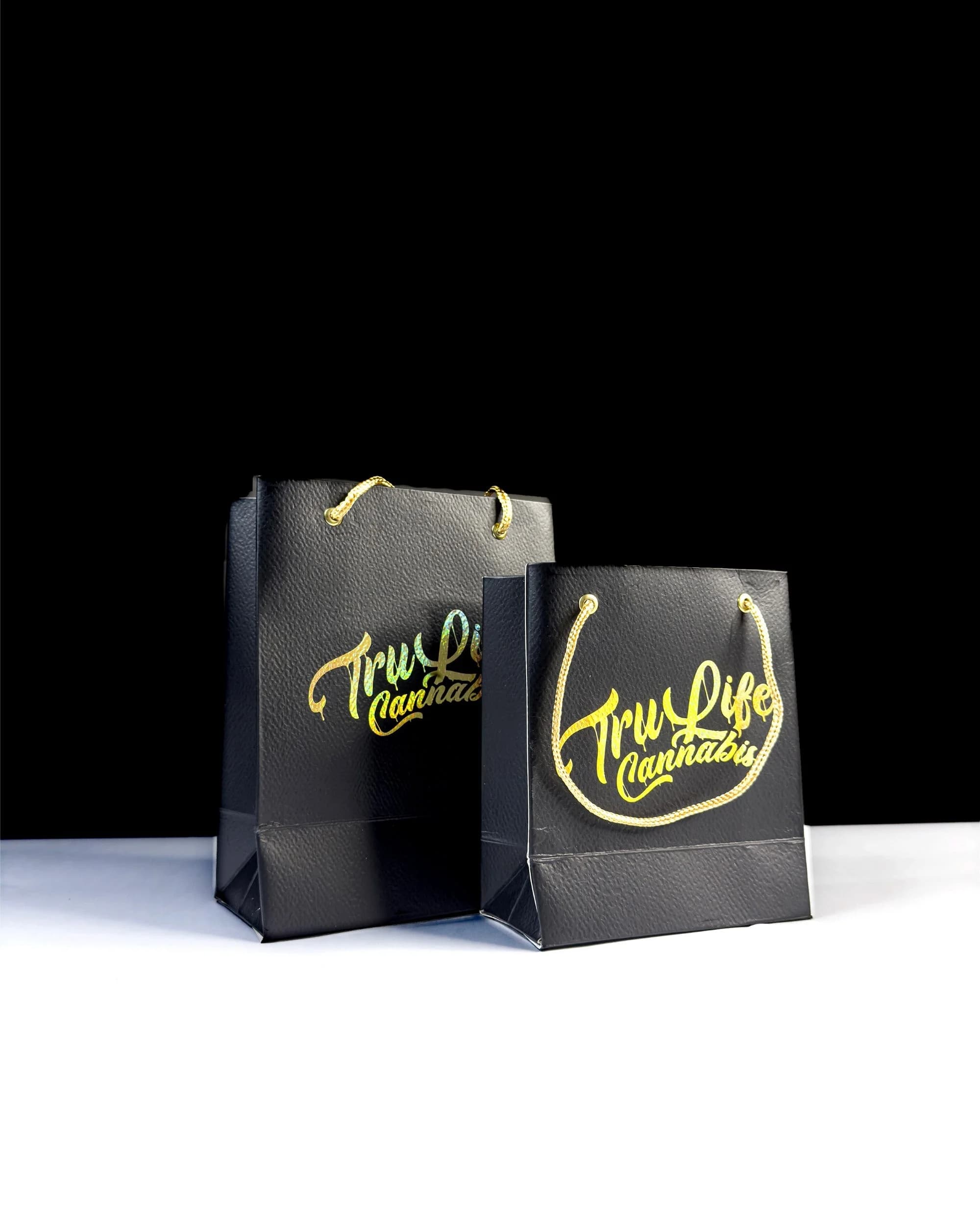 Custom printed paper bags for retail and events
