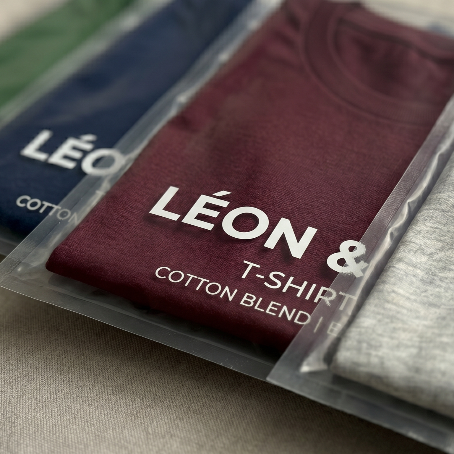 Custom Zipper Bags for Clothing and Apparel Packaging