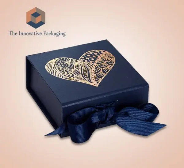 Custom Gift packaging Boxes with ribbon